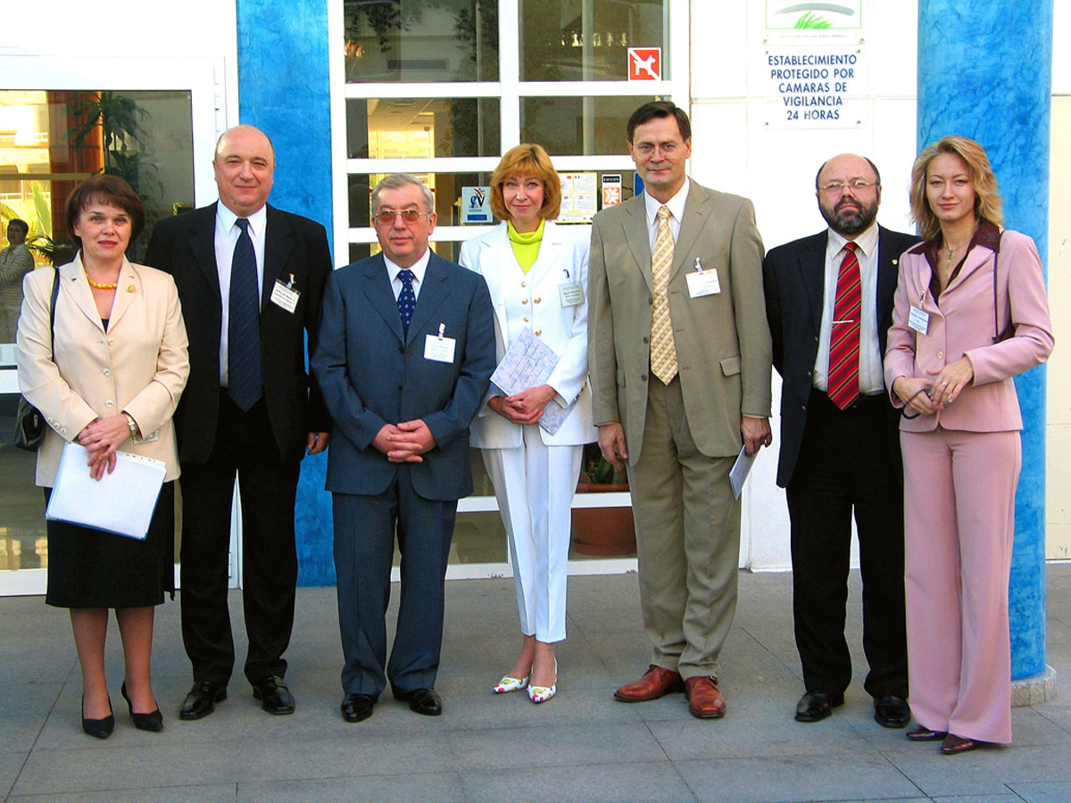 Открытие третьей международной конференции «Высокие медицинские технологии XXI века» 1 ноября 2004 года